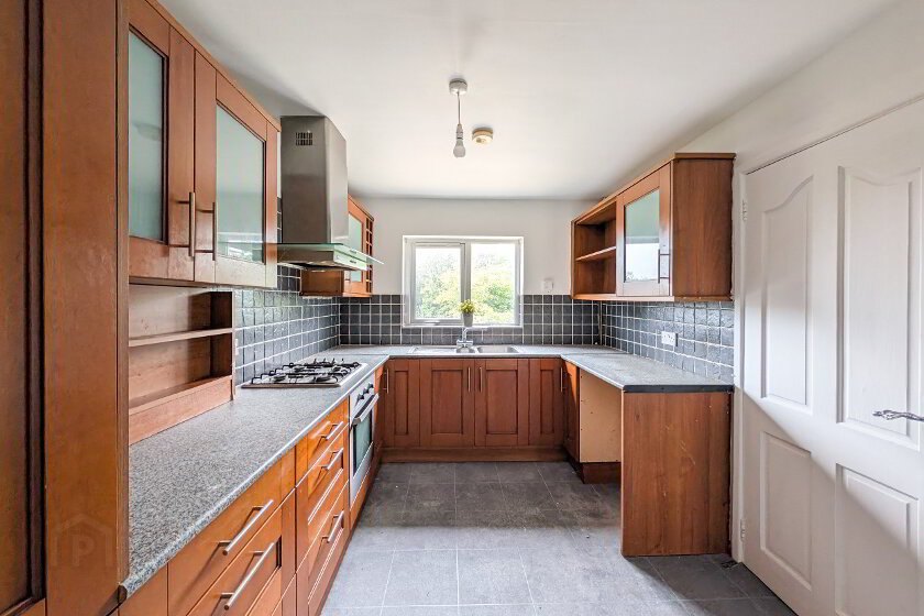 Photo 3 of 712 Pinebank, Craigavon