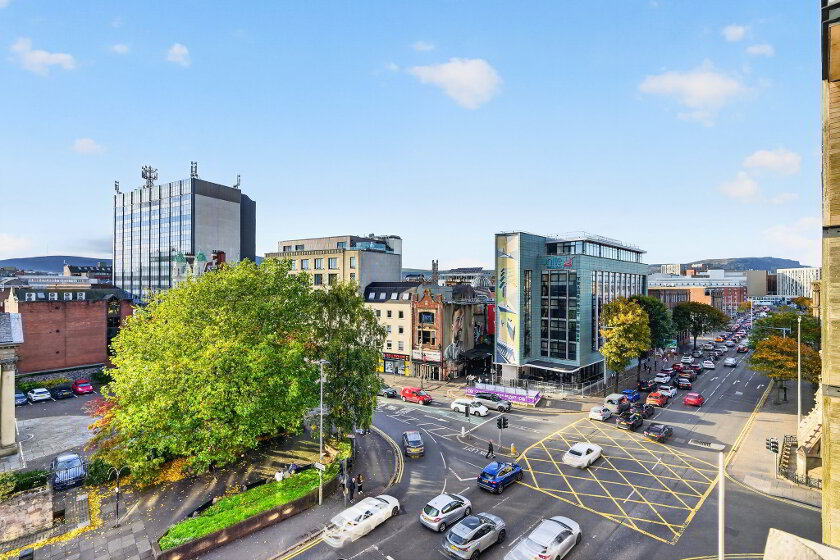 Photo 4 of 89 Queens Square, Belfast