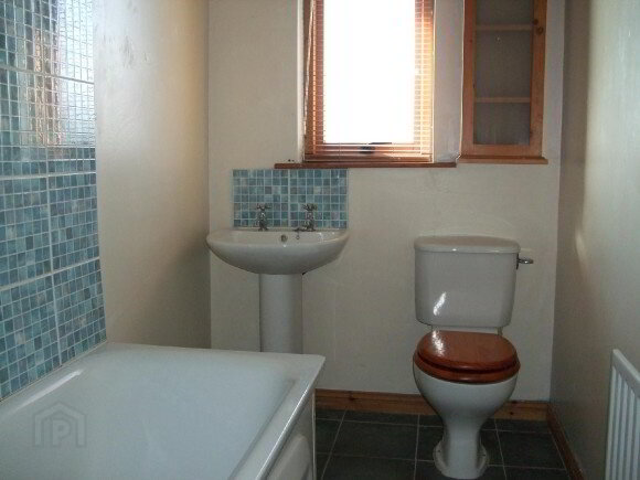 Photo 4 of 51 Carrickvale Avenue, Lurgan