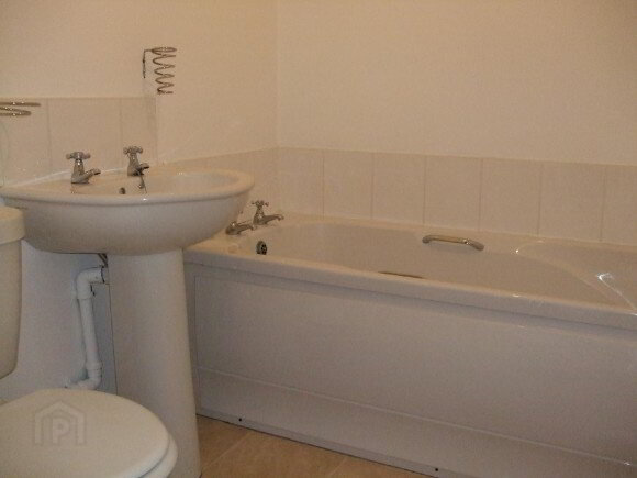 Photo 4 of 50 Silverwood Green, Lurgan, Craigavon