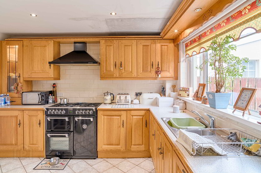 Photo 4 of 94 Edward Street, Lurgan