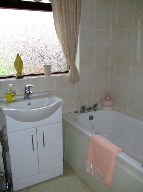 Photo 5 of 11 Levin Road, Lurgan