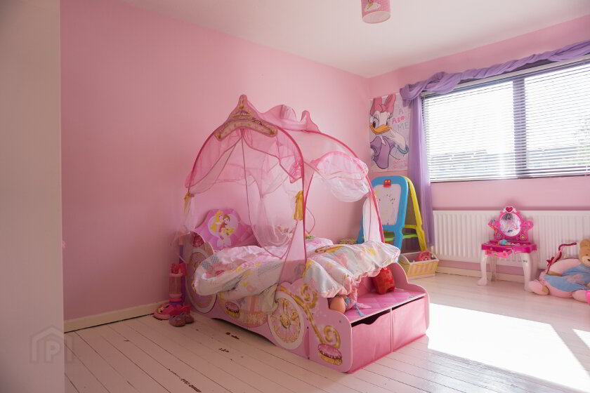 Photo 5 of 12 Tarry Drive, Lurgan