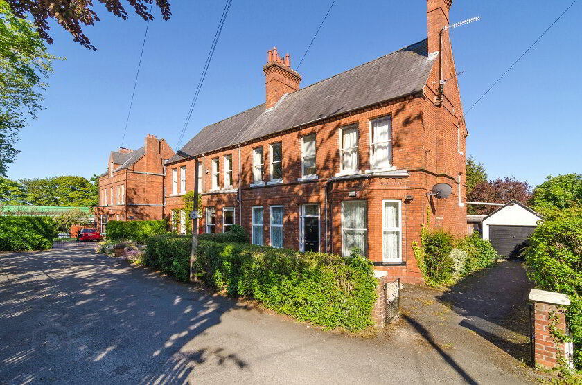 Photo 2 of 1 Easton Avenue, Belfast