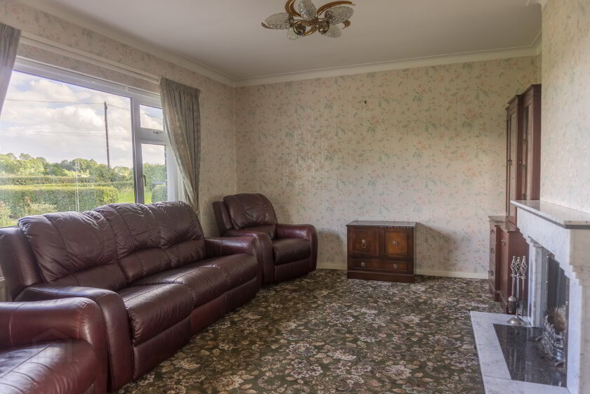 Photo 3 of 18 Derryvar Road, Birches, Portadown