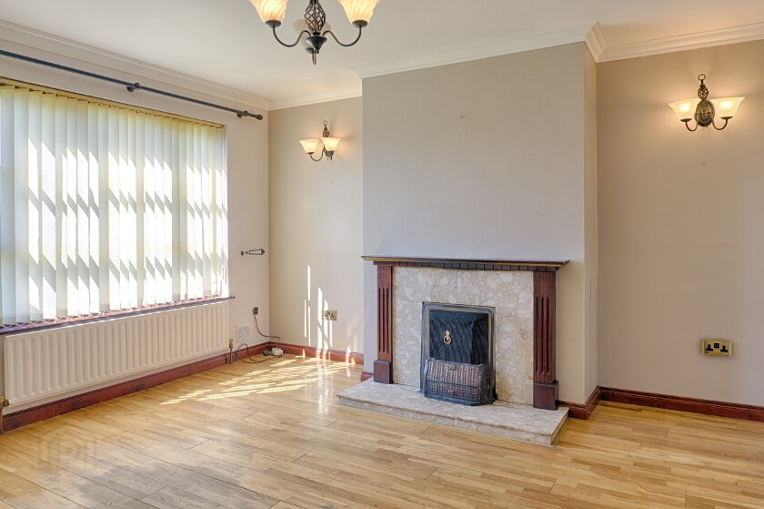 Photo 2 of 5 Garland Court, Lurgan