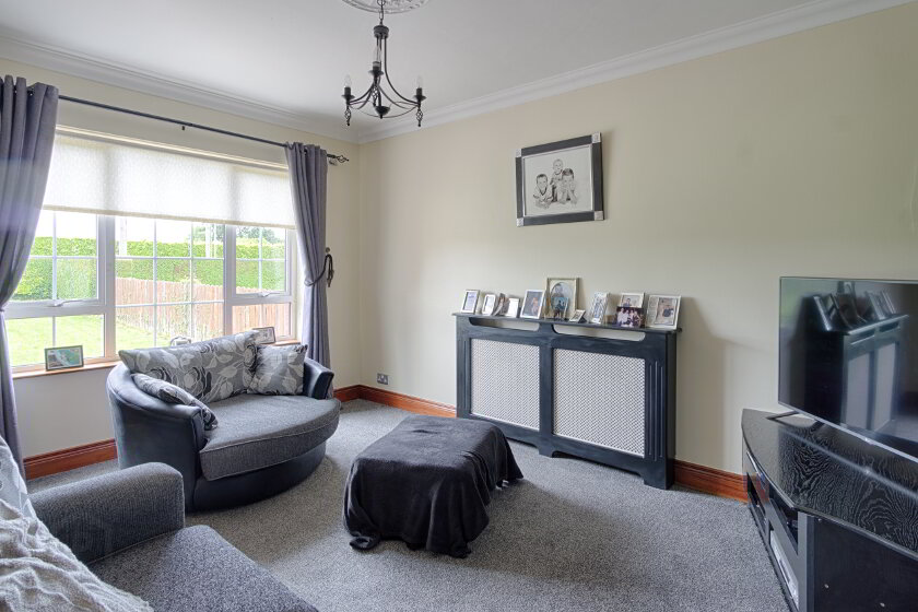 Photo 5 of 37 Derrymacash Road, Lurgan
