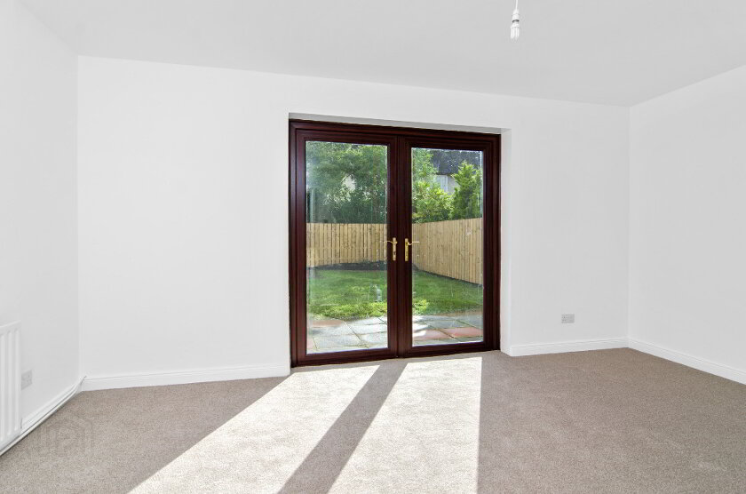 Photo 5 of 10 Garron Crescent, Belfast