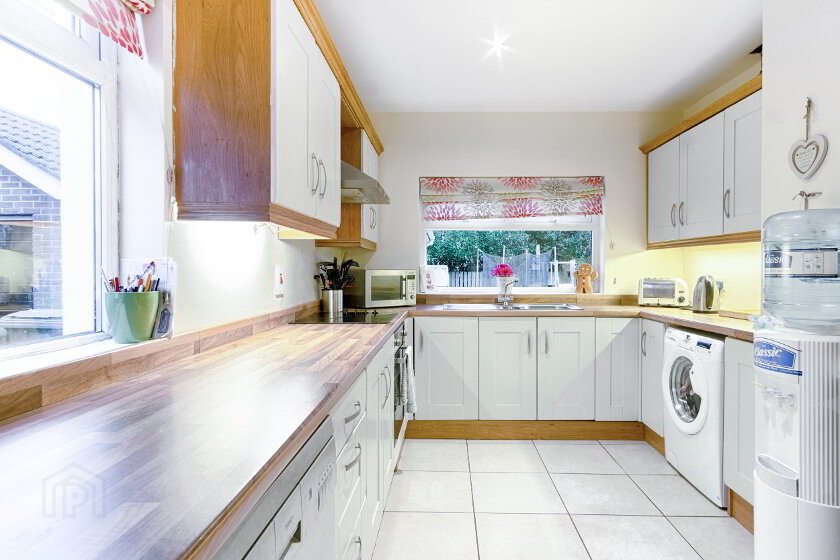 Photo 3 of 24 Lavery Avenue, Lurgan