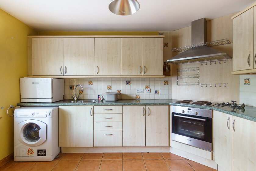 Photo 3 of 9 Parkview Court, Lurgan