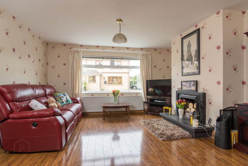 Photo 5 of 17 Rossdale Glen, Belfast