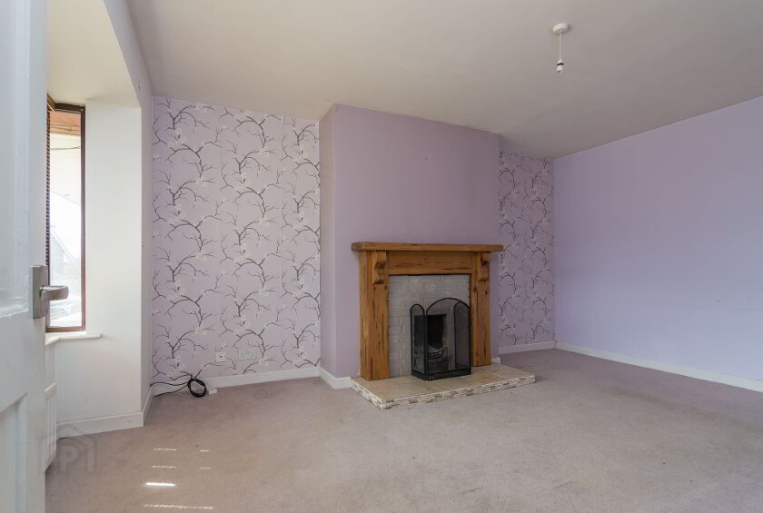 Photo 4 of 12 Balmoral Road, Bangor