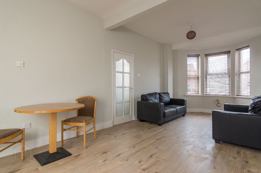 Photo 5 of 17 Willowfield Street, Belfast