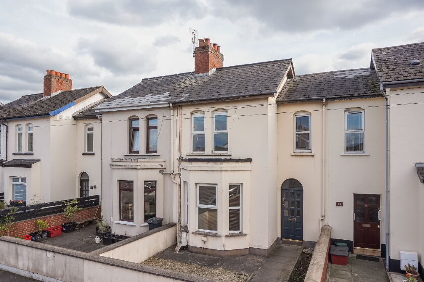 Photo 2 of 17 Willowfield Street, Belfast