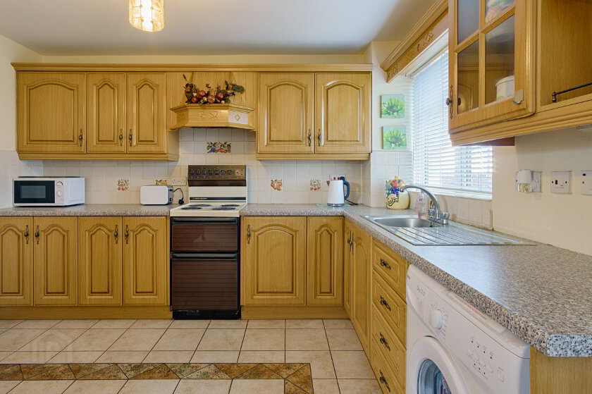 Photo 4 of 12 Hill Street, Lurgan