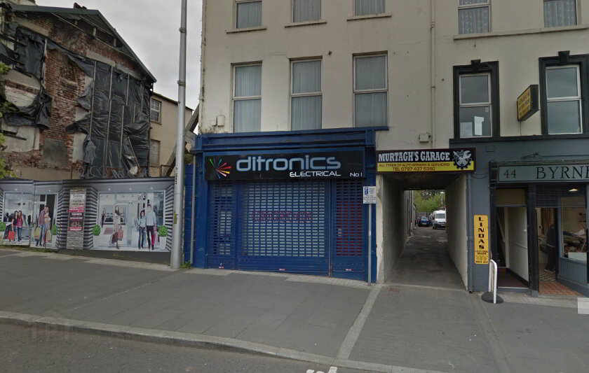 Photo 2 of 1 Market Street, Lurgan