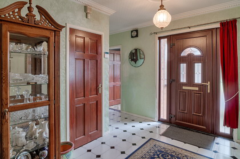 Photo 2 of 12 Woodville Avenue, Lough Road, Lurgan