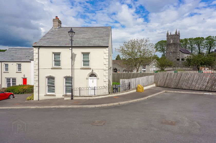 Photo 2 of 15 Wicket Lane, Saintfield