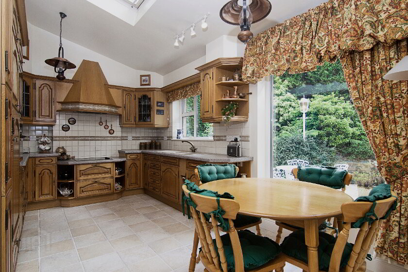 Photo 5 of 41 Bladon Drive, Belfast