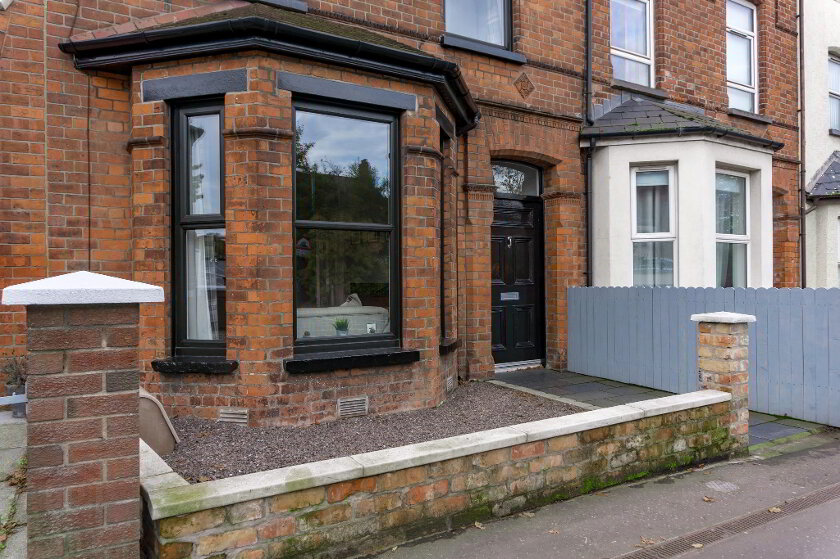 Photo 2 of 87 Upper Newtownards Road, Belfast