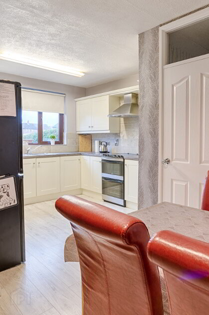 Photo 4 of 35 Kilwilke Road, Lurgan
