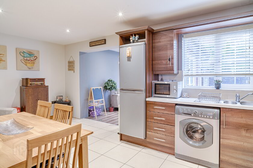 Photo 5 of 182 Belvedere Manor, Lurgan