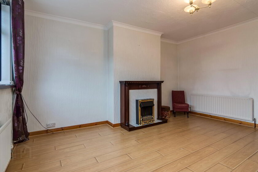 Photo 3 of 55 Vara Drive, Belfast