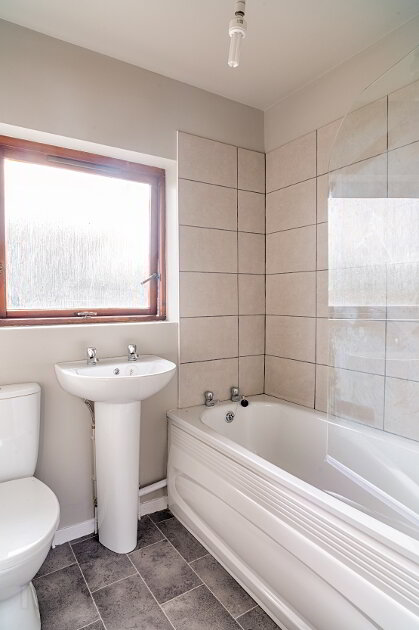 Photo 5 of 19 Rectory Road, Lurgan