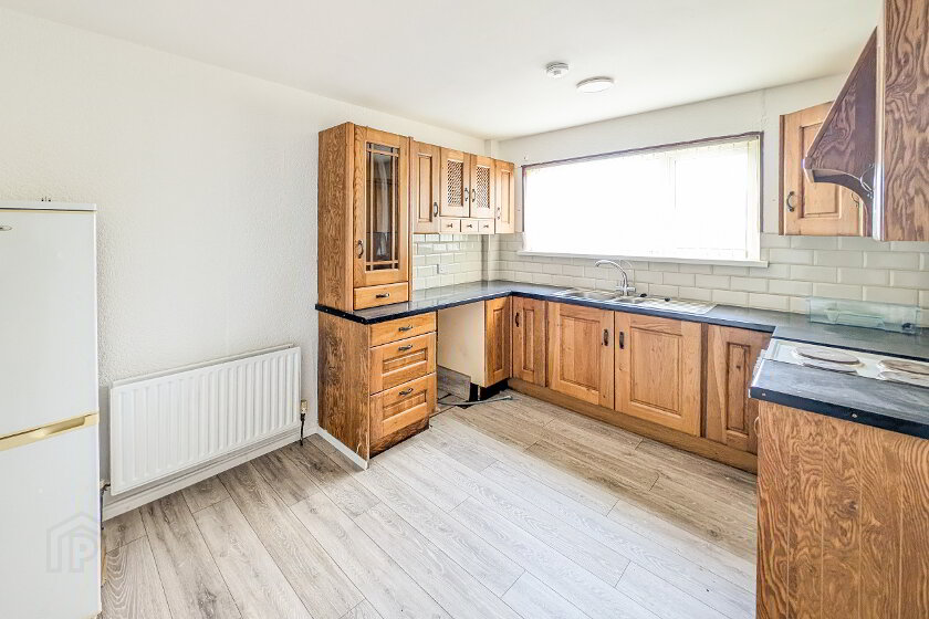 Photo 4 of 137 Moyraverty Court, Craigavon