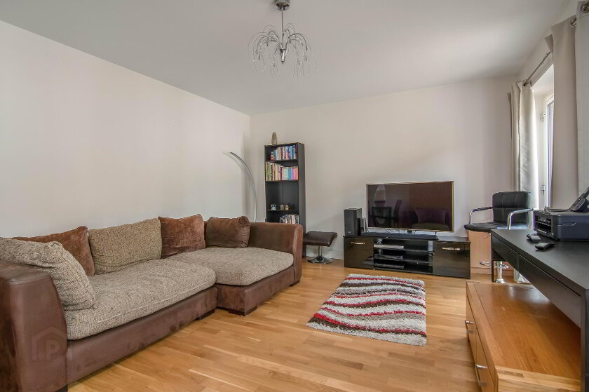 Photo 5 of 40 Woodbrook Avenue, Lisburn