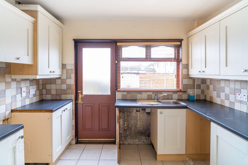 Photo 4 of 33 Drumlin Drive, Lurgan
