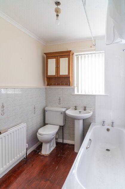 Photo 5 of 33 Drumlin Drive, Lurgan