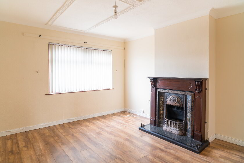 Photo 2 of 33 Drumlin Drive, Lurgan