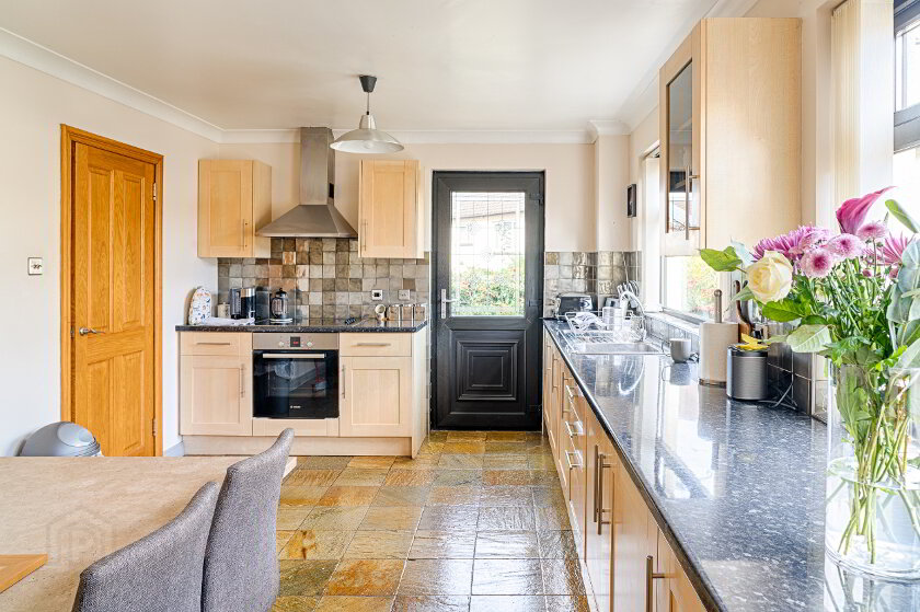 Photo 5 of 11 Garland Heights, Lurgan