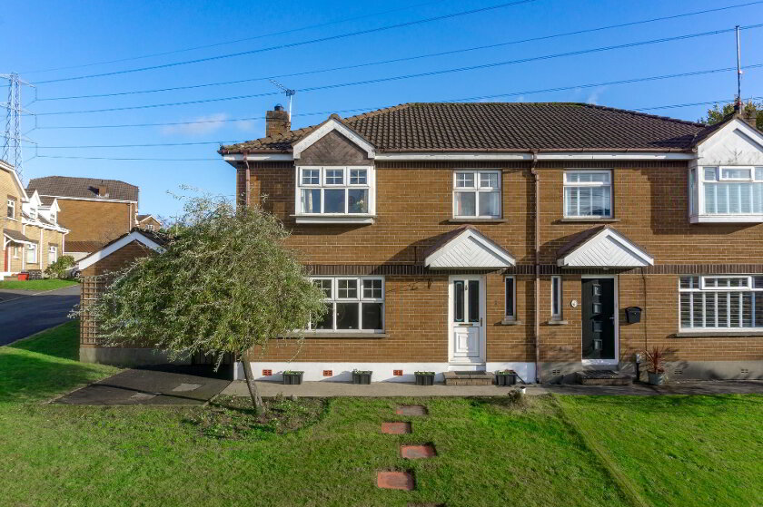 Photo 2 of 3 Windermere Crescent, Belfast