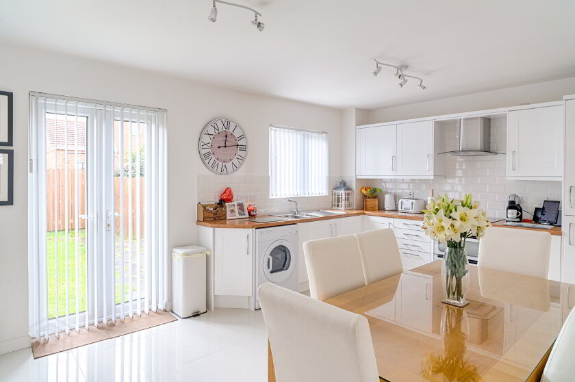 Photo 3 of 13 Ashgrove Crescent, Lurgan