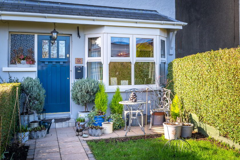 Photo 2 of 66 Lough Road, Lurgan