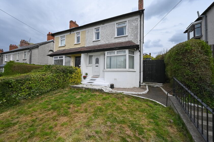 Photo 2 of 148 Saintfield Road, Belfast