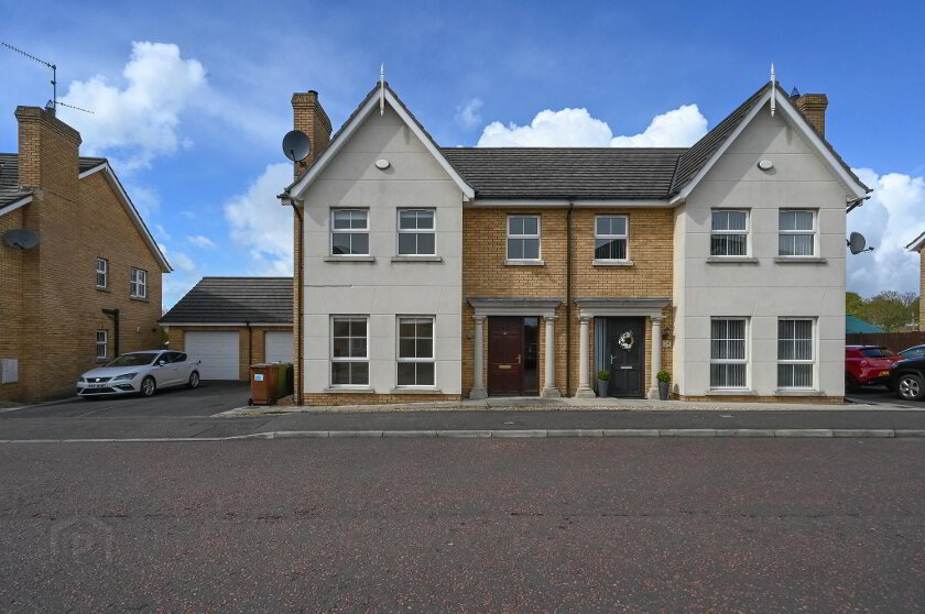 Photo 2 of 26 Mornington Avenue, Lisburn