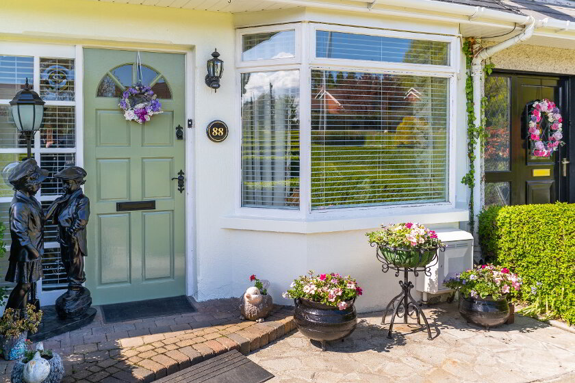 Photo 2 of 88 Lough Road, Lurgan
