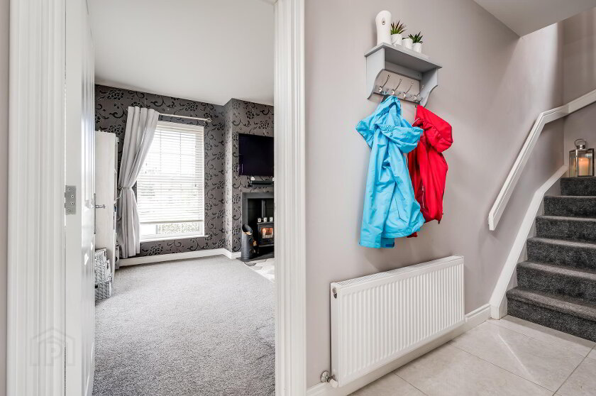 Photo 3 of 6 Blackrock Close, Newtownabbey