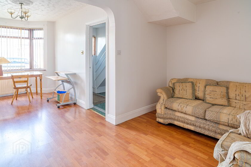 Photo 3 of 28 Garland Avenue, Lurgan