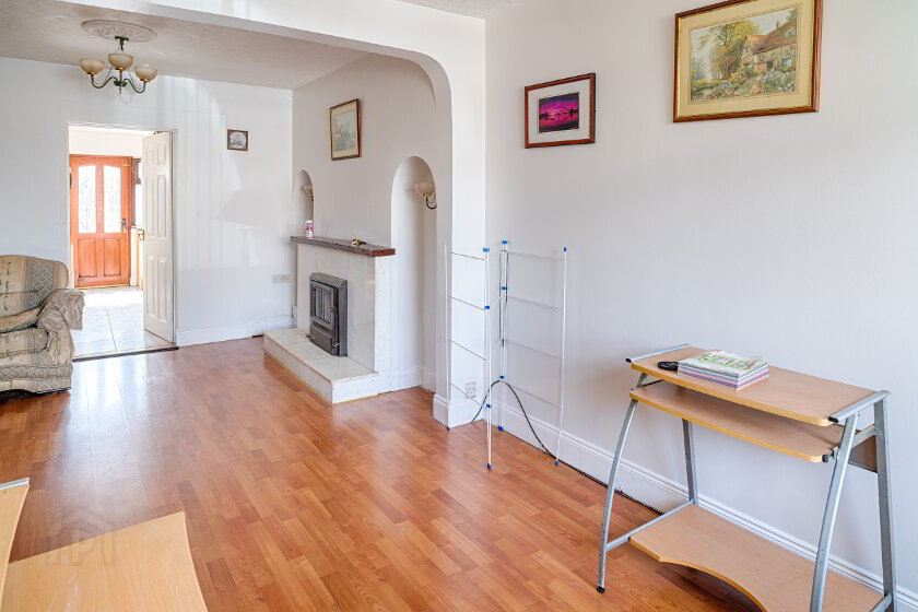 Photo 4 of 28 Garland Avenue, Lurgan