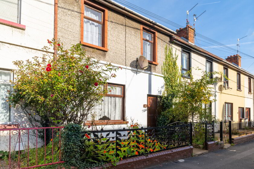 Photo 2 of 12 Victoria Street, Lurgan