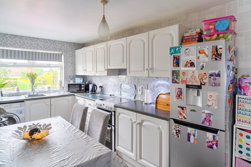 Photo 5 of 12 Antrim Road, Lurgan