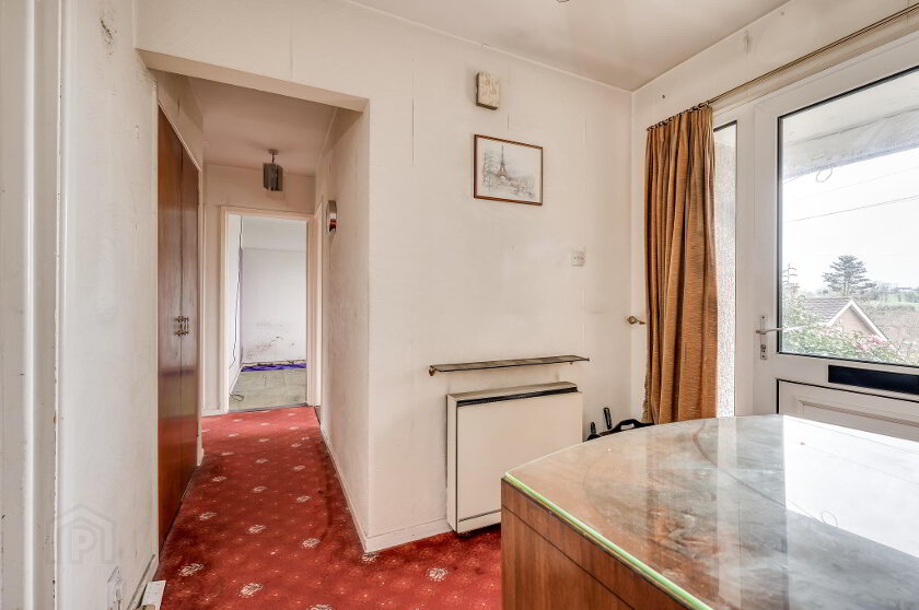 Photo 4 of 12 Glennor Crescent, Carryduff