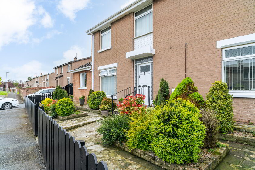 Photo 2 of 7 Ailsbury Gardens, Lurgan