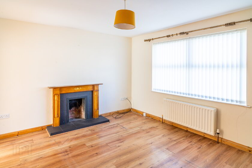 Photo 2 of 28 Castle Rise, Tandragee