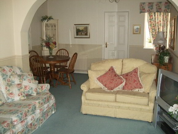 Photo 5 of 2 Garland Avenue, Lurgan
