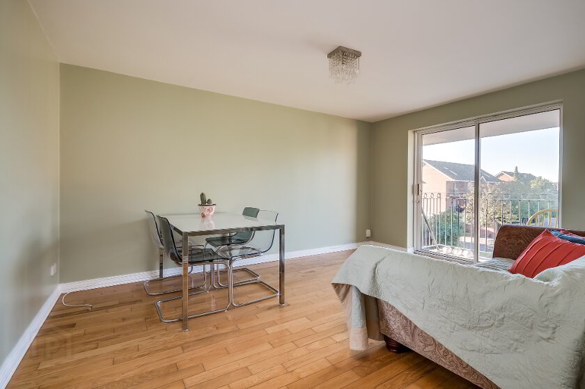 Photo 4 of 12 Ardenlee Crescent, Belfast